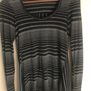 Ella moss long sleeve cotton top Size S